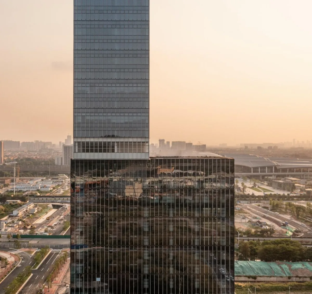 BIM建筑|广州南站发现广场：让建筑成为城市景观 / XAA建筑事务所