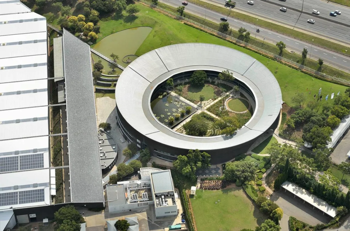 BIM建筑|宝马南非总部 / Boogertman + Partners Architects