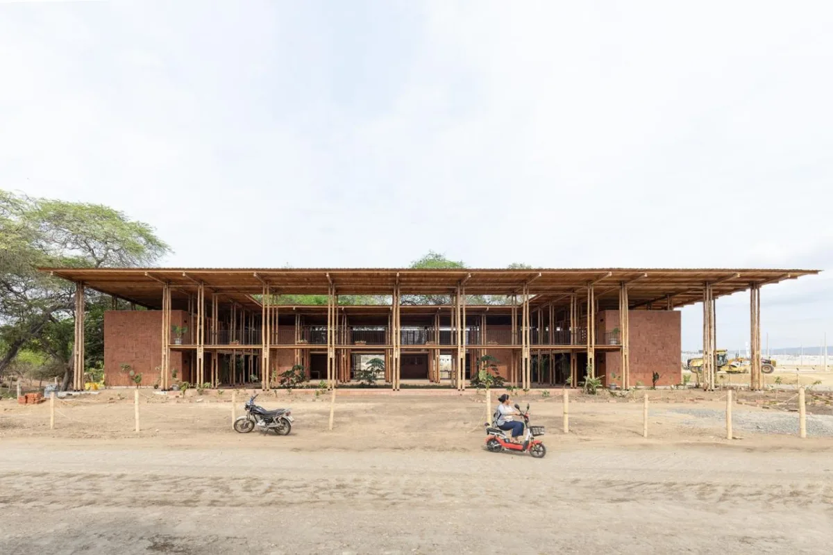 BIM建筑|织工社区生产力发展中心 / Natura Futura Arquitectura + Juan Carlos Bamba