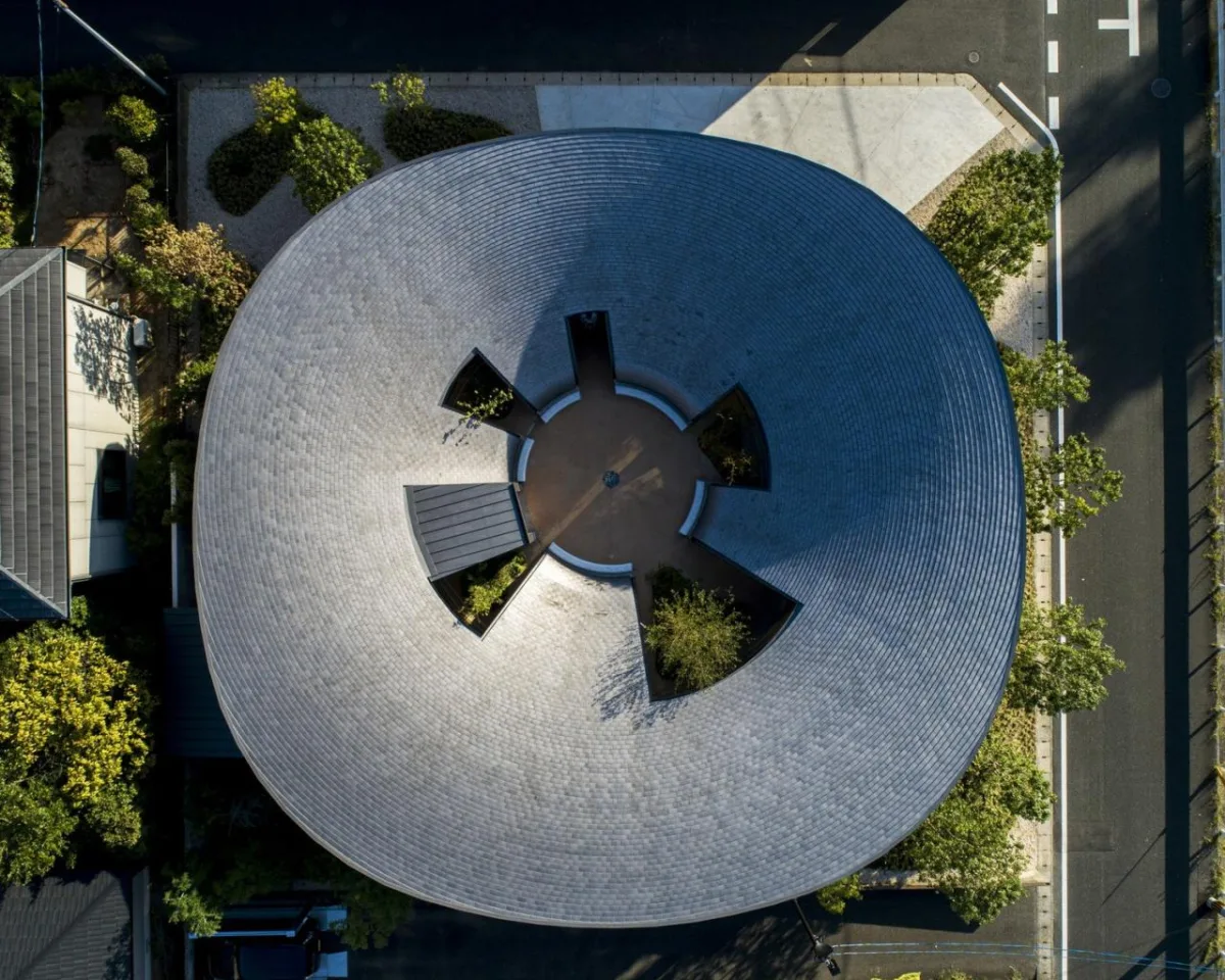 BIM建筑|天空之皿 / NKS Architects
