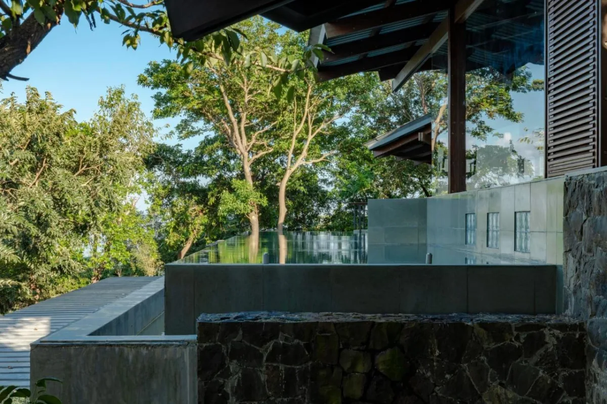 BIM建筑|侧廊之屋 / Malik Architecture