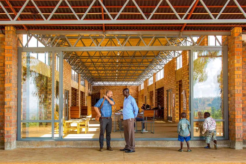 BIM建筑|通用建筑与卢旺达村庄合作建设社区中心