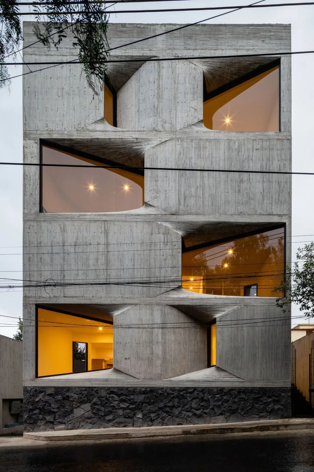 BIM建筑|DL1310 大楼 / Young & Ayata + Michan Architecture