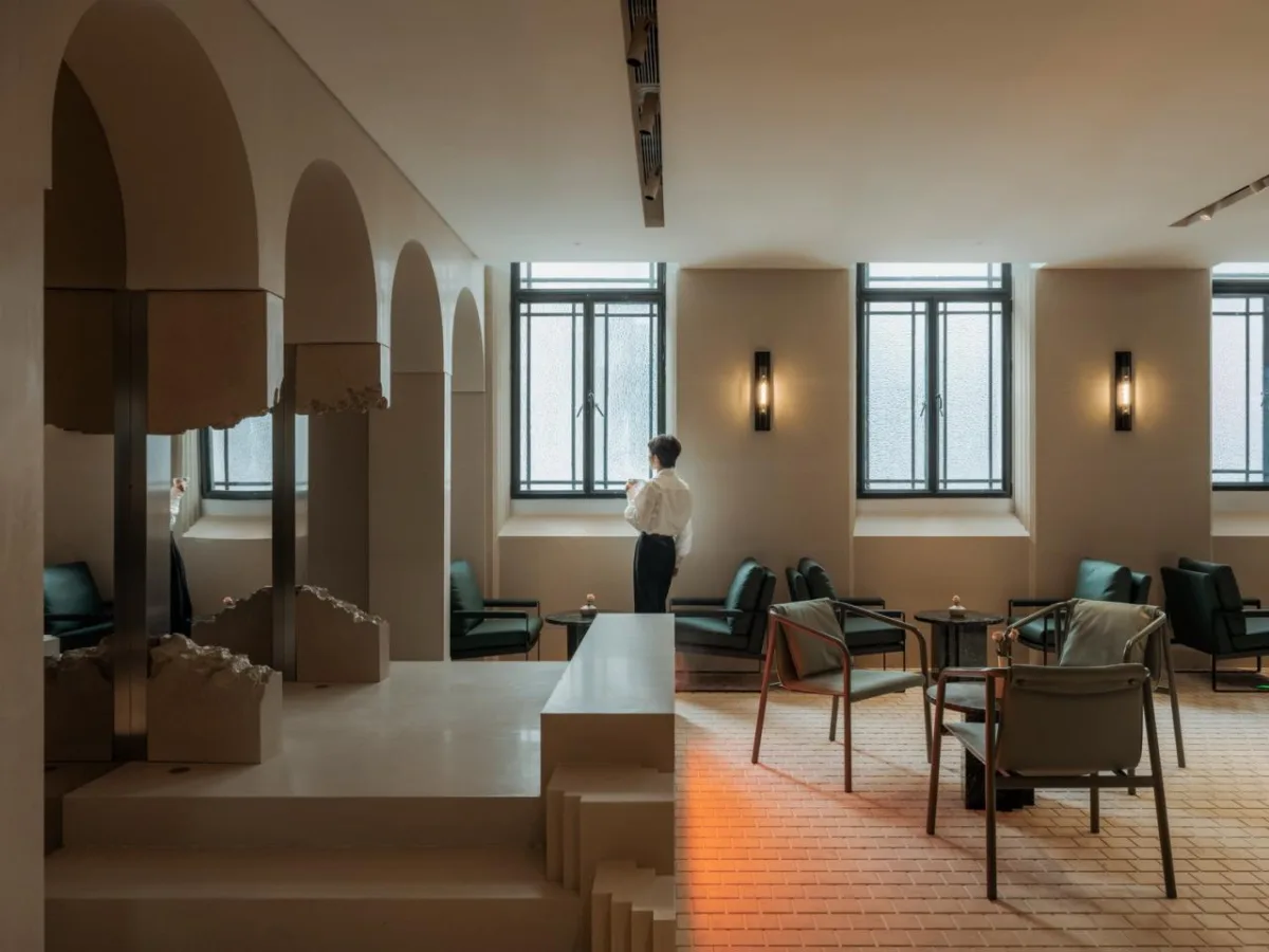 BIM建筑|Piazza in a room：Mapoly Coffee满坡栗咖啡(历史博物馆店) / Wutopia Lab