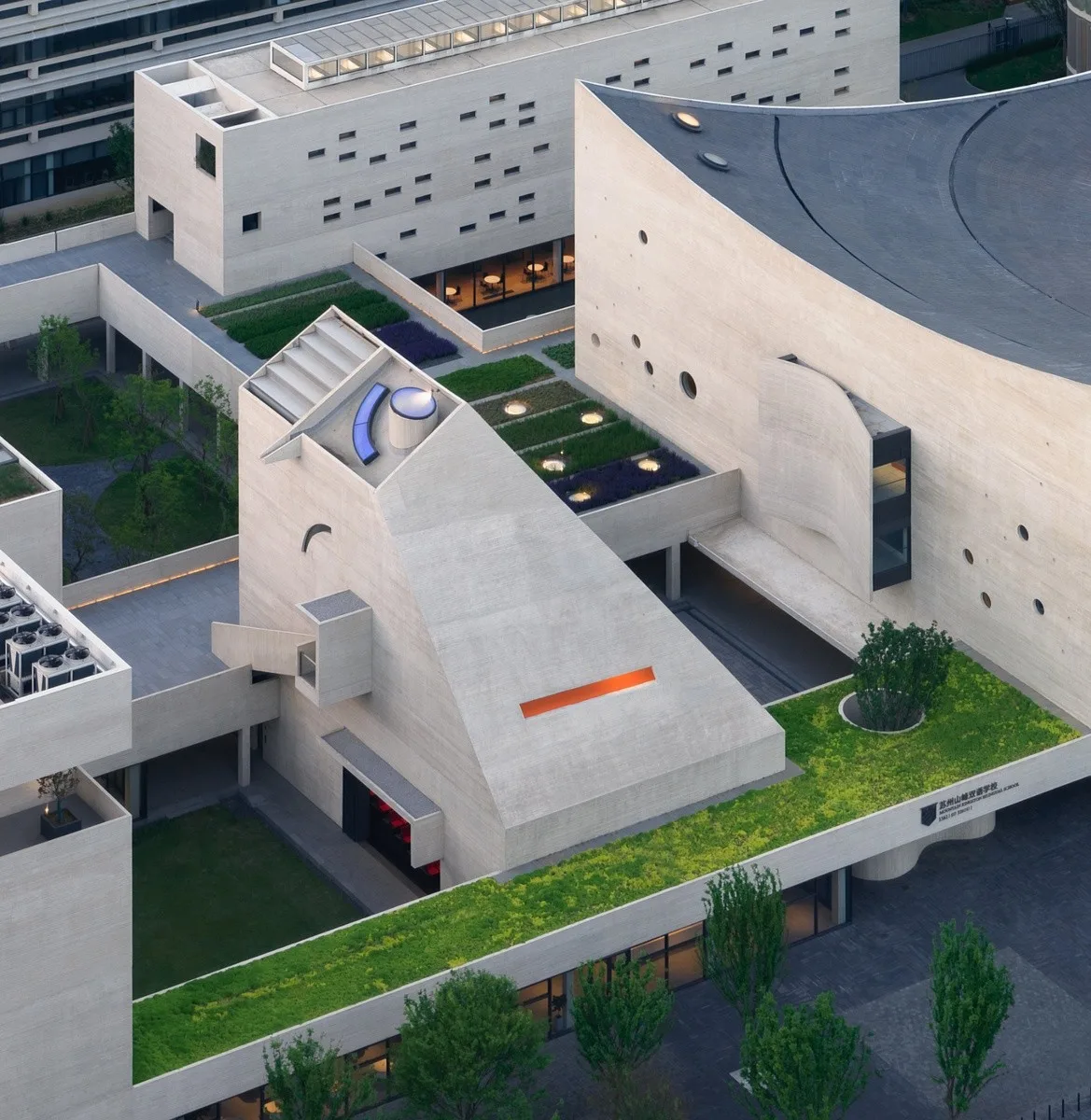 BIM建筑|山峰书院，苏州山峰双语学校文体中心 / OPEN 建筑事务所