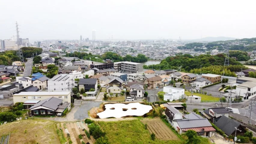 BIM建筑|石上纯也设计泥土覆盖的地下房子和餐馆