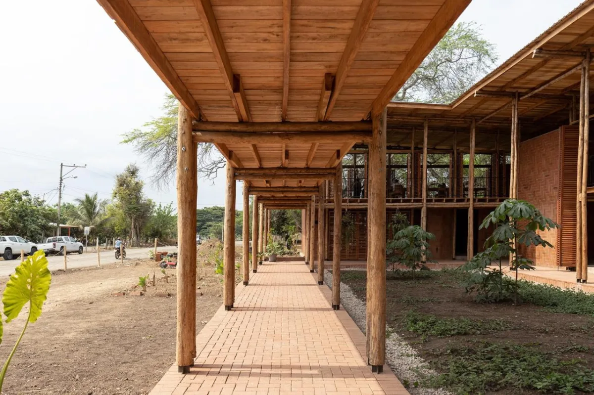 BIM建筑|织工社区生产力发展中心 / Natura Futura Arquitectura + Juan Carlos Bamba