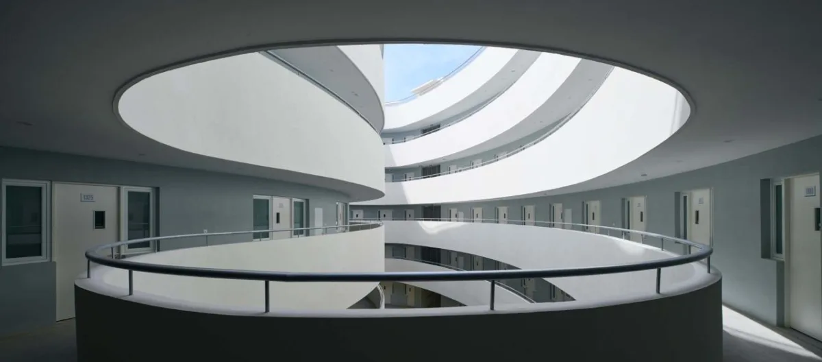 BIM建筑|海口江东寰岛实验学校 / 迹·建筑事务所