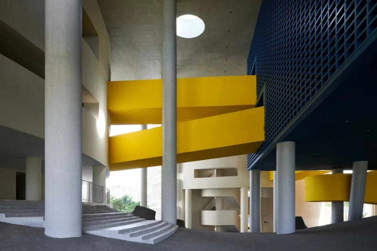 BIM建筑|海口江东寰岛实验学校 / 迹·建筑事务所