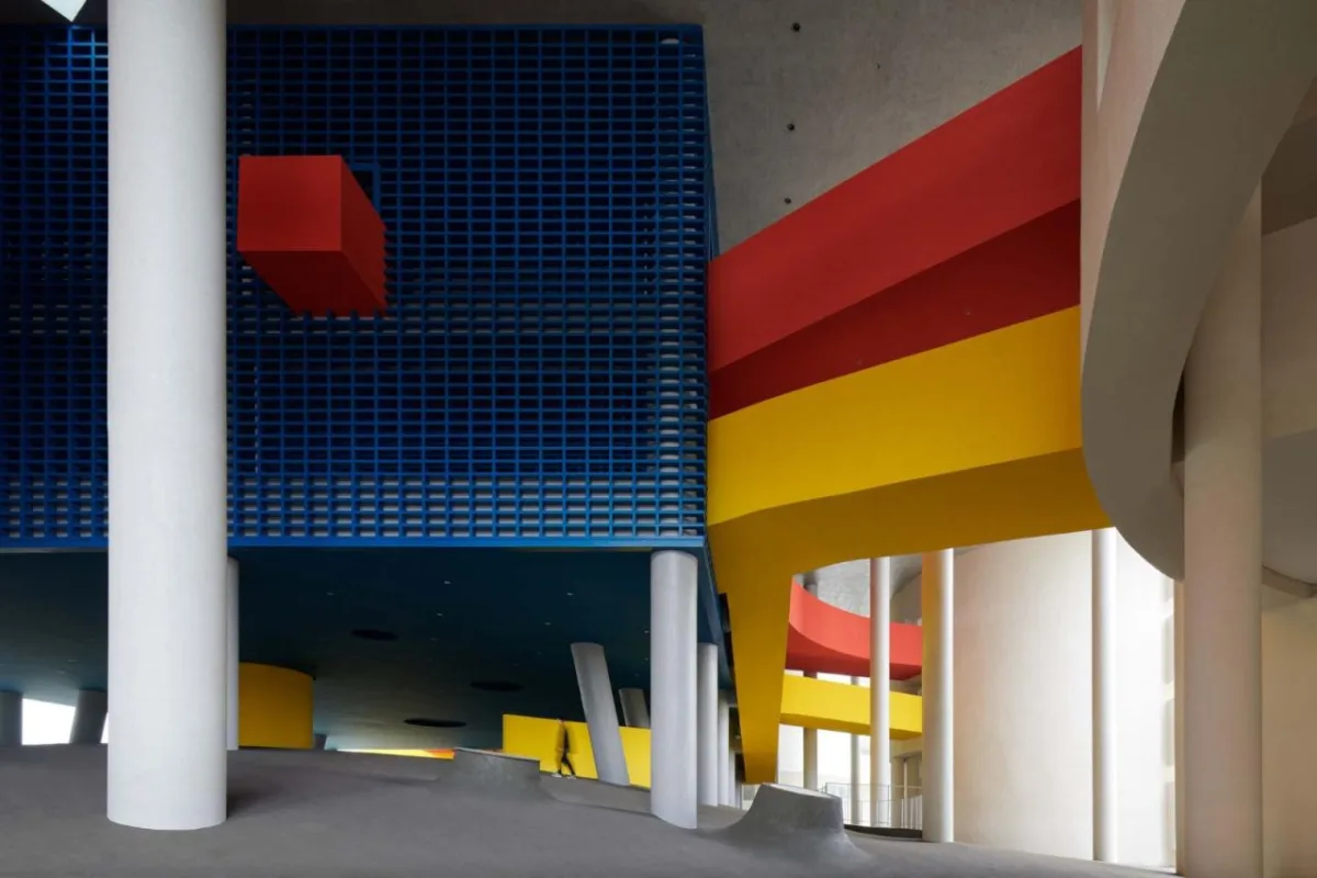 BIM建筑|海口江东寰岛实验学校 / 迹·建筑事务所