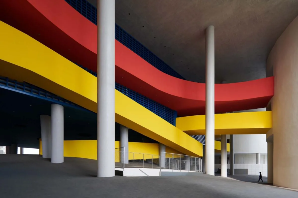 BIM建筑|海口江东寰岛实验学校 / 迹·建筑事务所