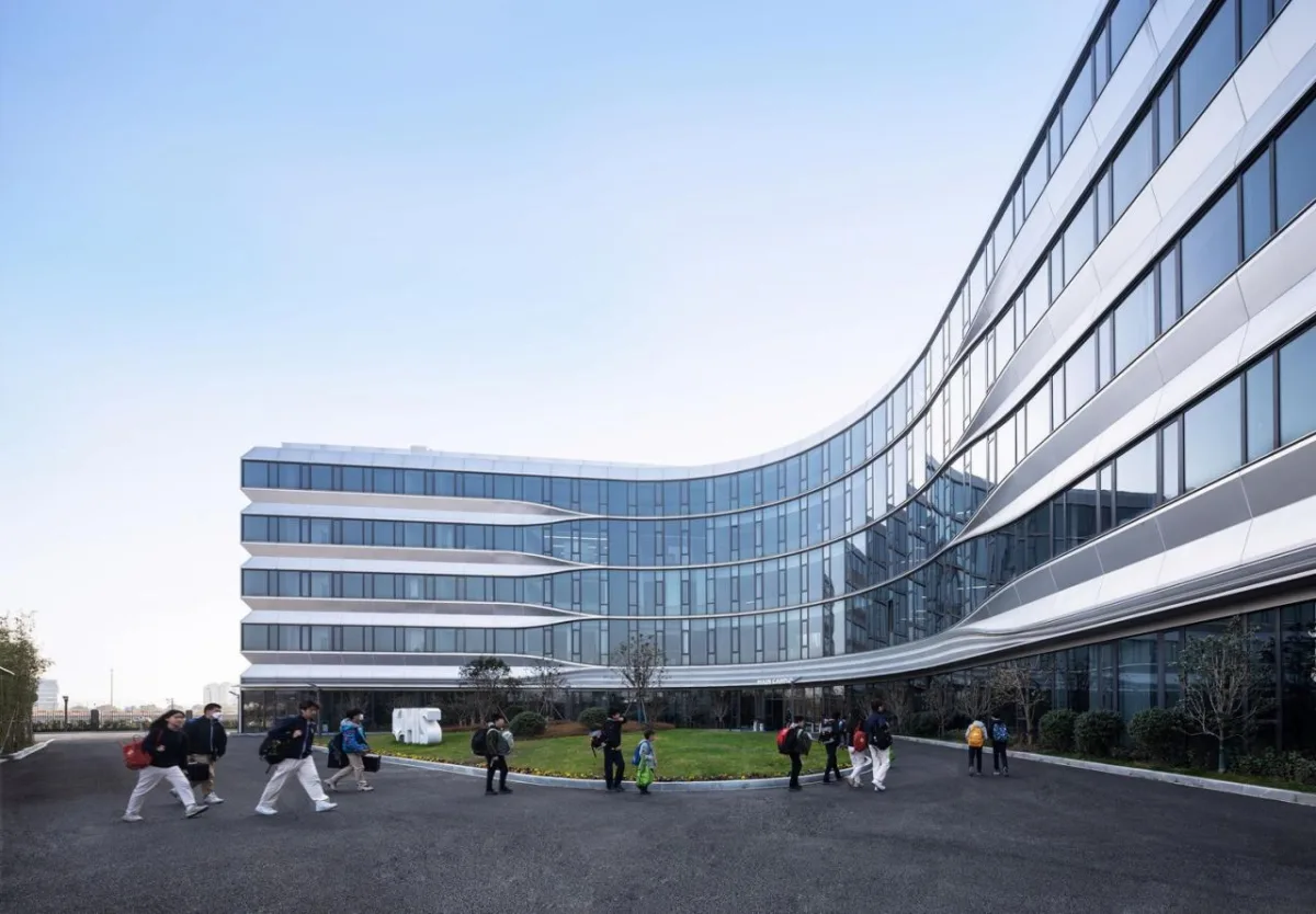 BIM建筑|Education Hub：HIS杭州国际学校 / 朱培栋-line+建筑事务所、gad