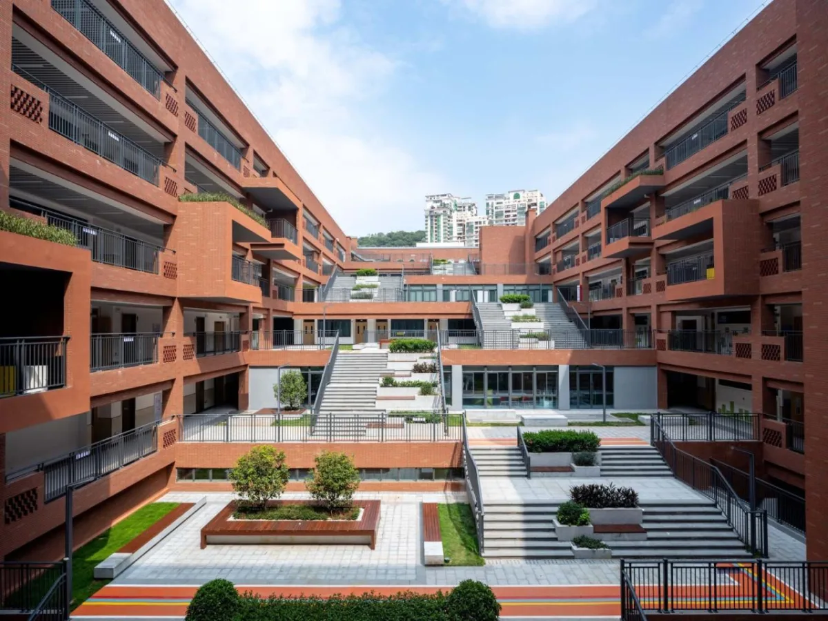 BIM建筑|深圳中学初中部 / 华艺设计