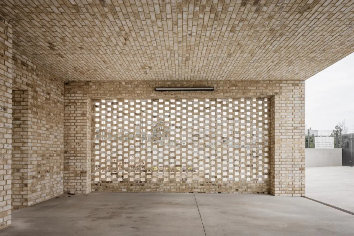 BIM建筑|独立住宅：砖房 ZáhorskéSady / ARCHITEKTI mikulaj & mikulajova