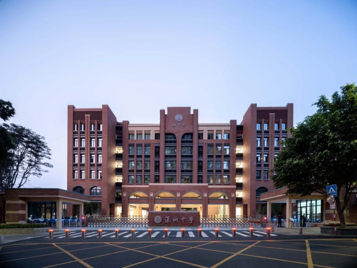 BIM建筑|深圳中学初中部 / 华艺设计