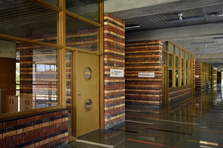 BIM建筑|艾哈迈达巴德大学中心 / Stephane Paumier Architects