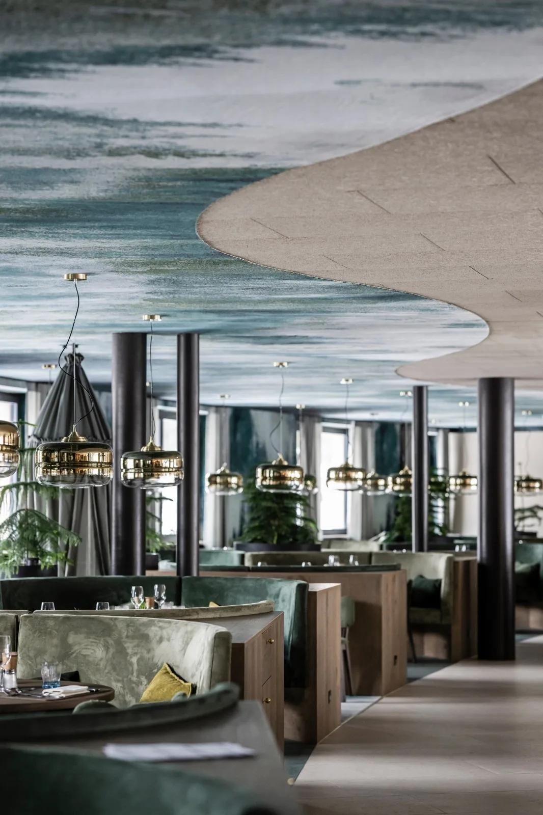 BIM建筑|金属皮肤，阿尔卑斯山下游乐场酒店 / noa* network of architecture