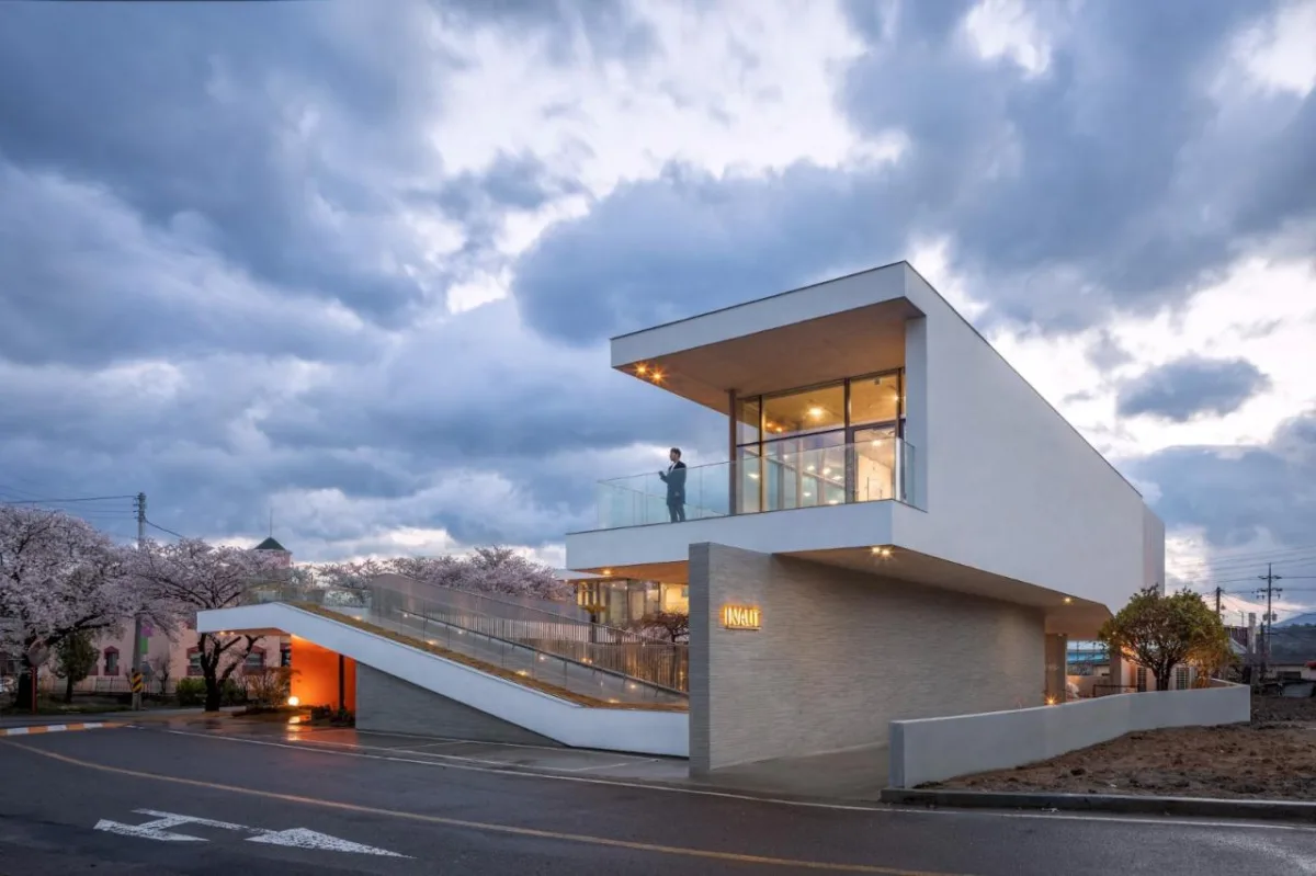 BIM建筑|Inalit 咖啡馆 / PLS Architects + Atelier MODS