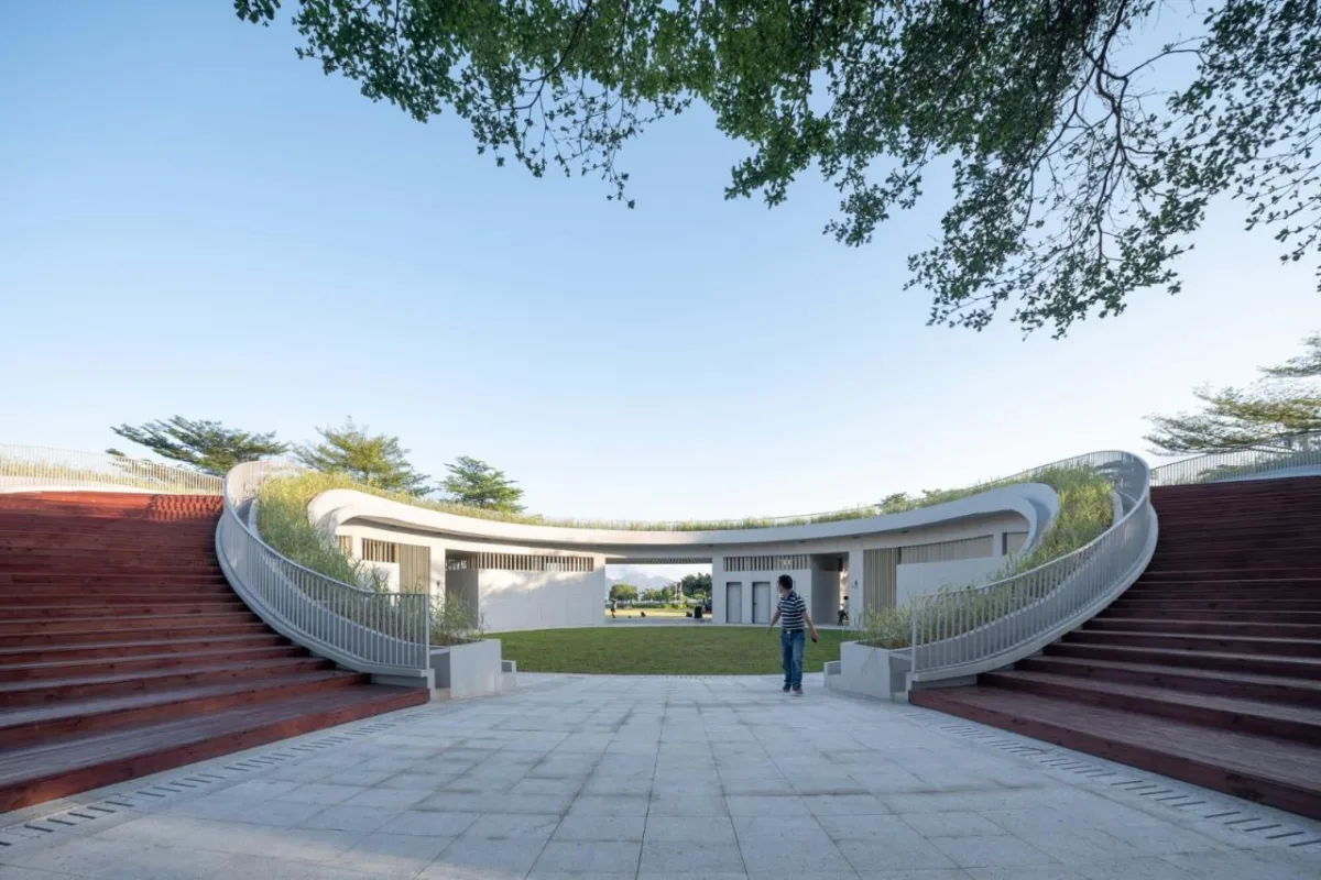 BIM建筑|深圳湾公园海风运动广场公厕设计 / CCDI 21设计工作室