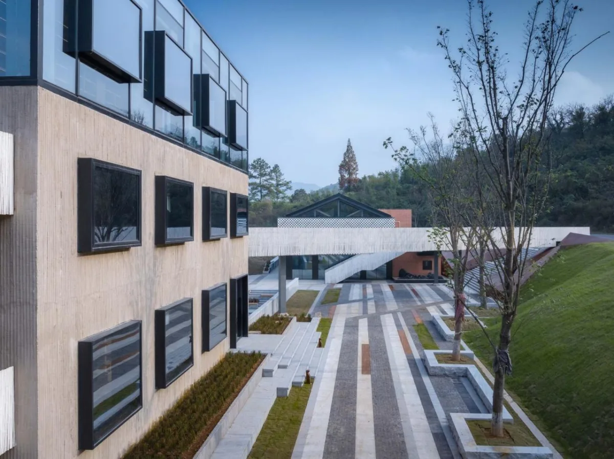 BIM建筑|余村印象青年图书馆 / 上海交通大学设计学院杜春宇团队