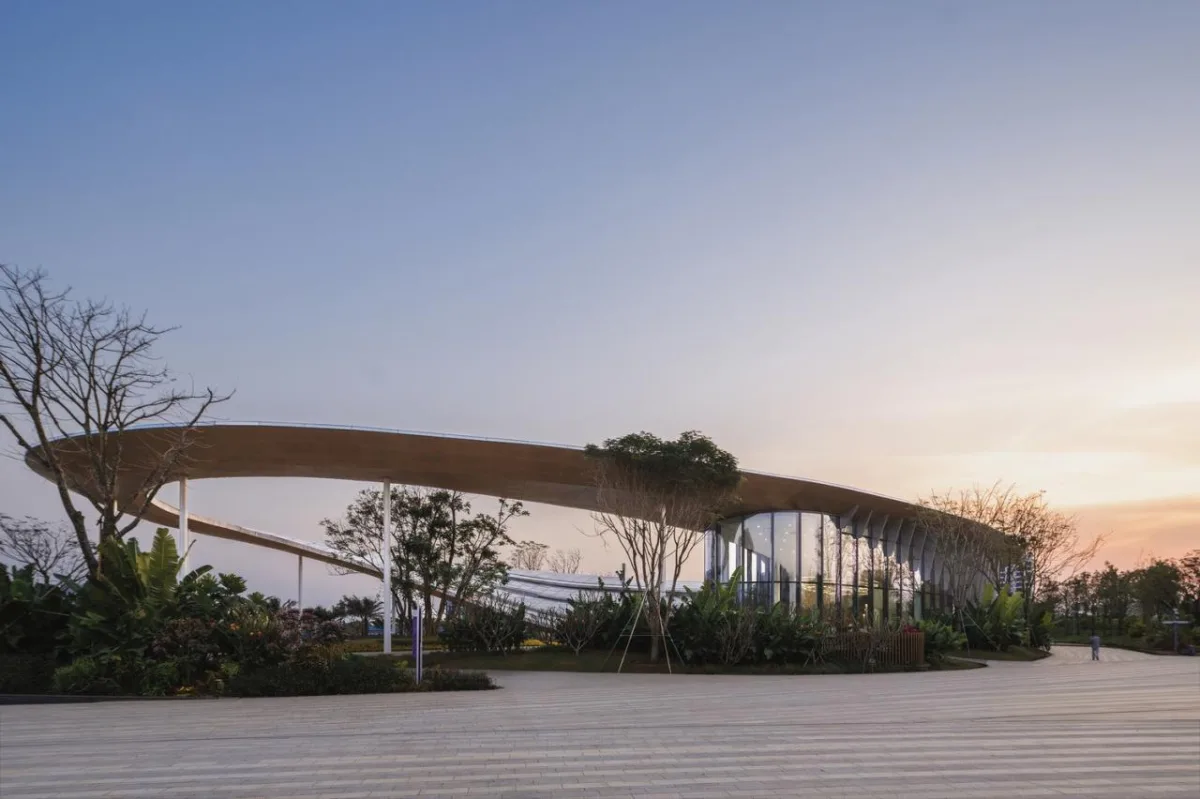 BIM建筑|海口西秀公园游客中心 / 慕达建筑