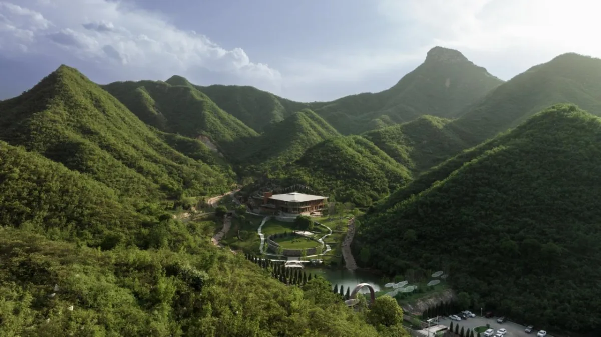 BIM建筑|化作天上的星星, 静美的灵魂栖息地：石家庄安德生命纪念公园·云镜 / 小隐建筑