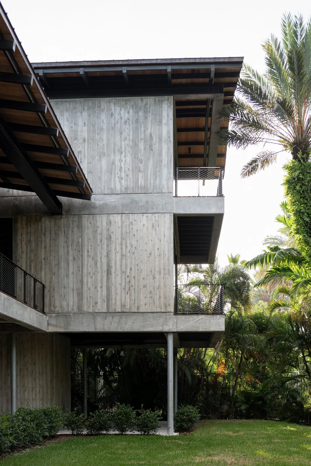 BIM建筑|Stewart Avenue 公寓 / Brillhart Architecture