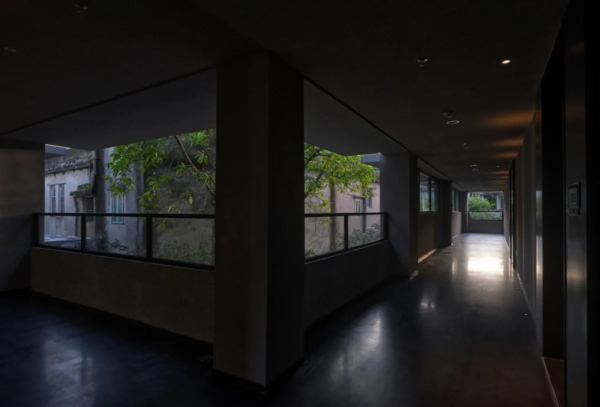 BIM建筑|潮州有熊酒店 / 以靠建筑