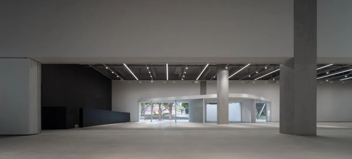 BIM建筑|掀开“白盒子”的美术馆：OCT当代艺术中心-B10馆 / URBANUS都市实践