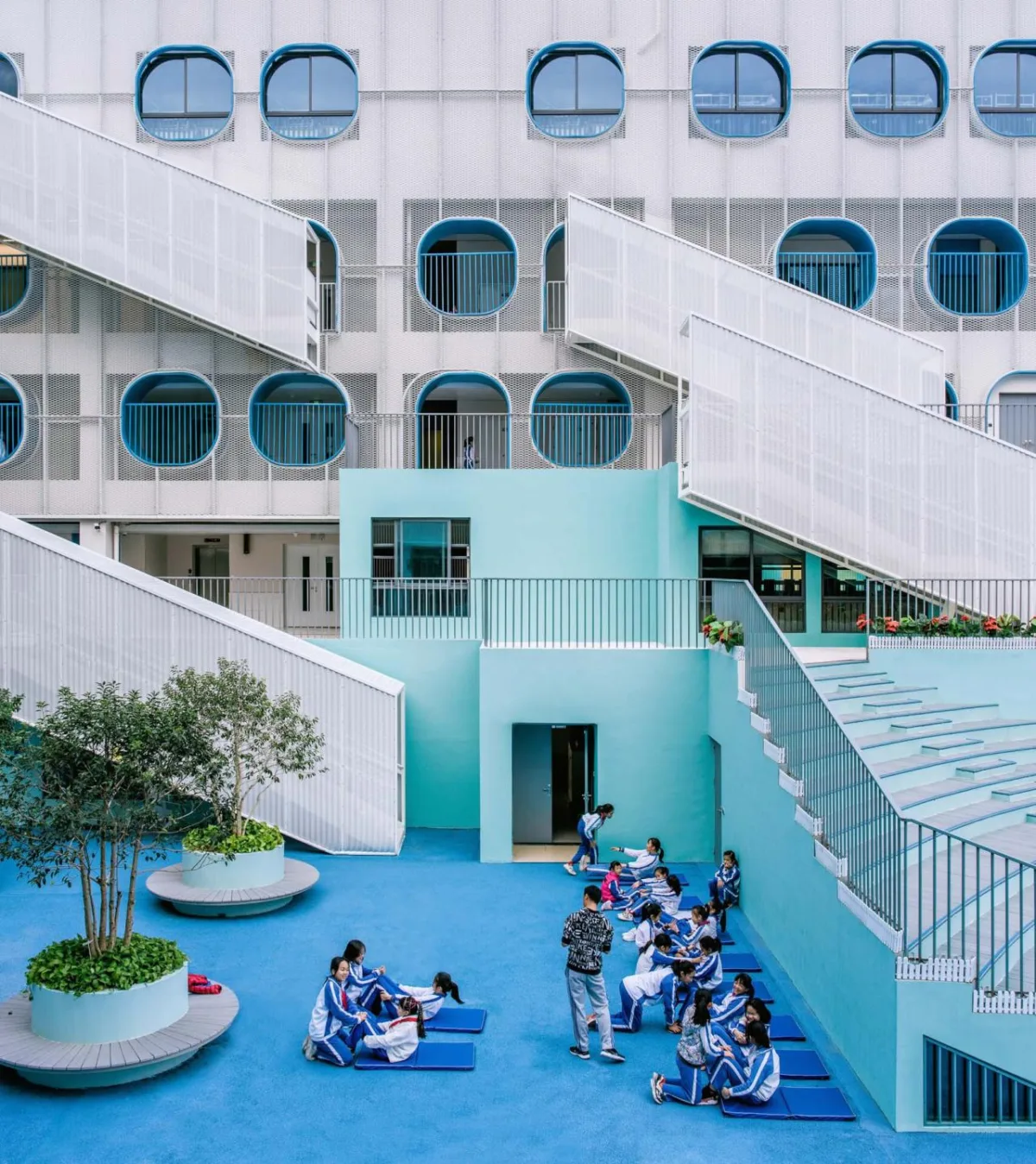 BIM建筑|学习层台—深圳福强小学 / 众建筑