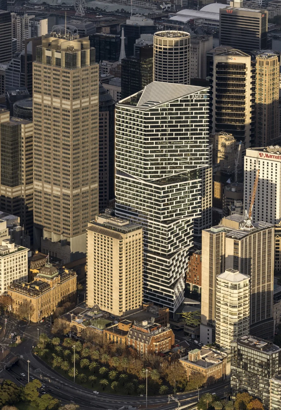 BIM建筑|首个塔楼改造 Quay Quarter，‘嫁接’新楼板 / 3XN