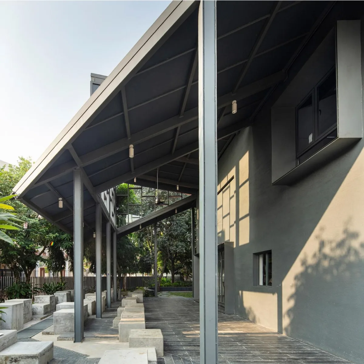 BIM建筑|Arthshila文化中心 – 文化适应及再利用私人基础设施 / Abin Design Studio