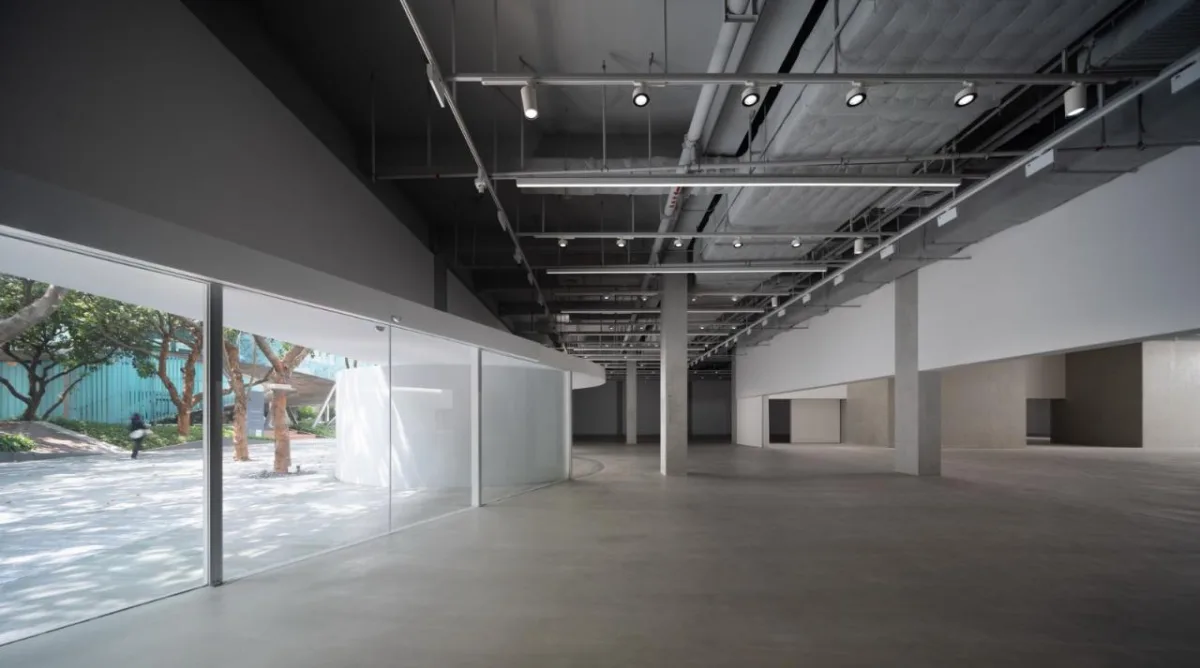 BIM建筑|掀开“白盒子”的美术馆：OCT当代艺术中心-B10馆 / URBANUS都市实践