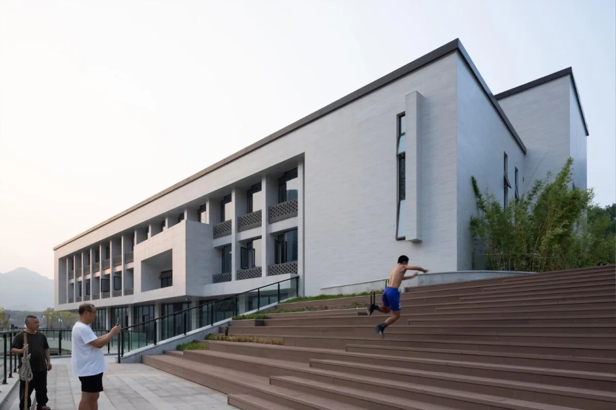BIM建筑|磁器口服务中心 / 重庆悦集建筑设计