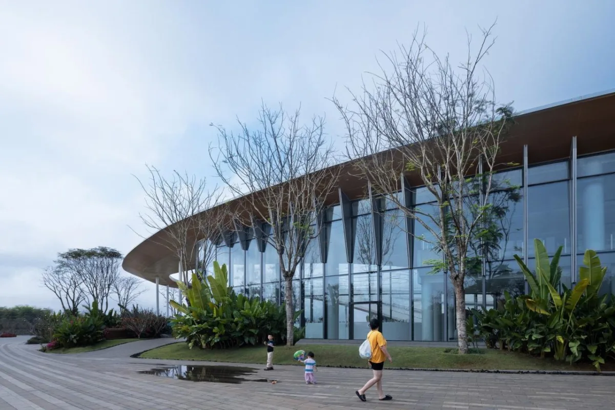 BIM建筑|海口西秀公园游客中心 / 慕达建筑