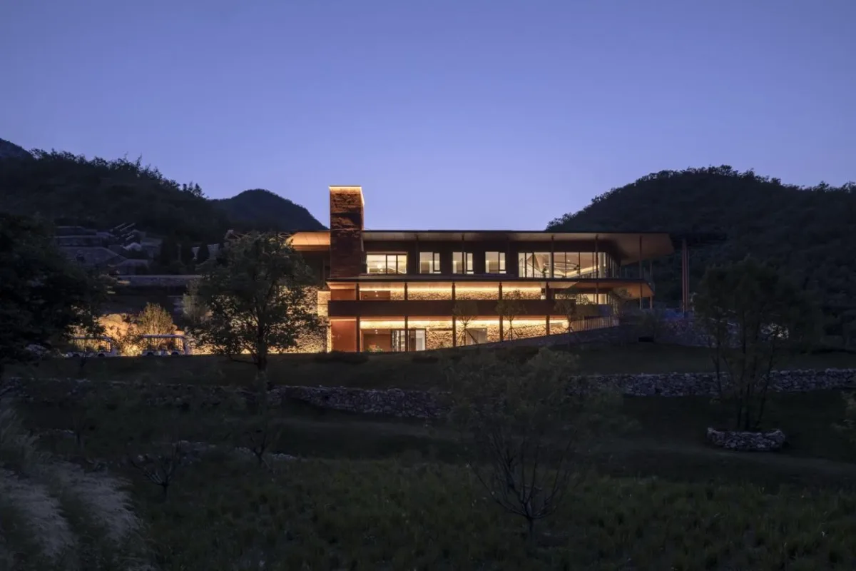 BIM建筑|化作天上的星星, 静美的灵魂栖息地：石家庄安德生命纪念公园·云镜 / 小隐建筑