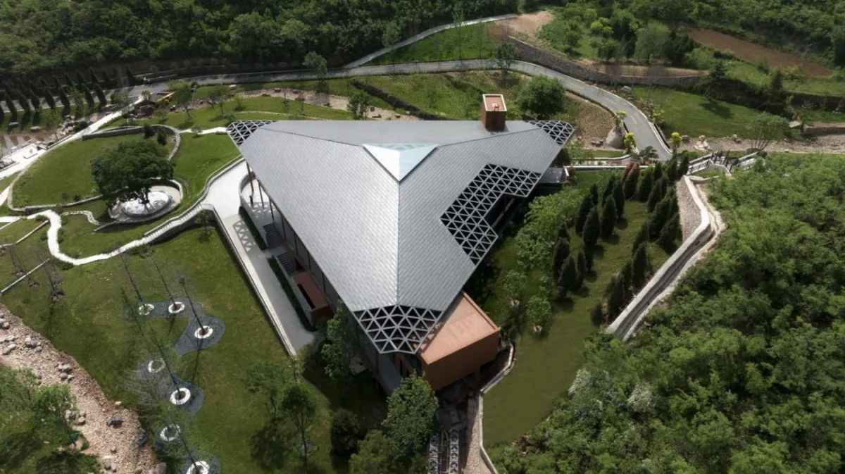 BIM建筑|化作天上的星星, 静美的灵魂栖息地：石家庄安德生命纪念公园·云镜 / 小隐建筑