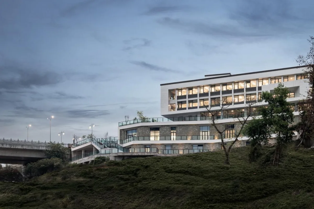 BIM建筑|磁器口服务中心 / 重庆悦集建筑设计