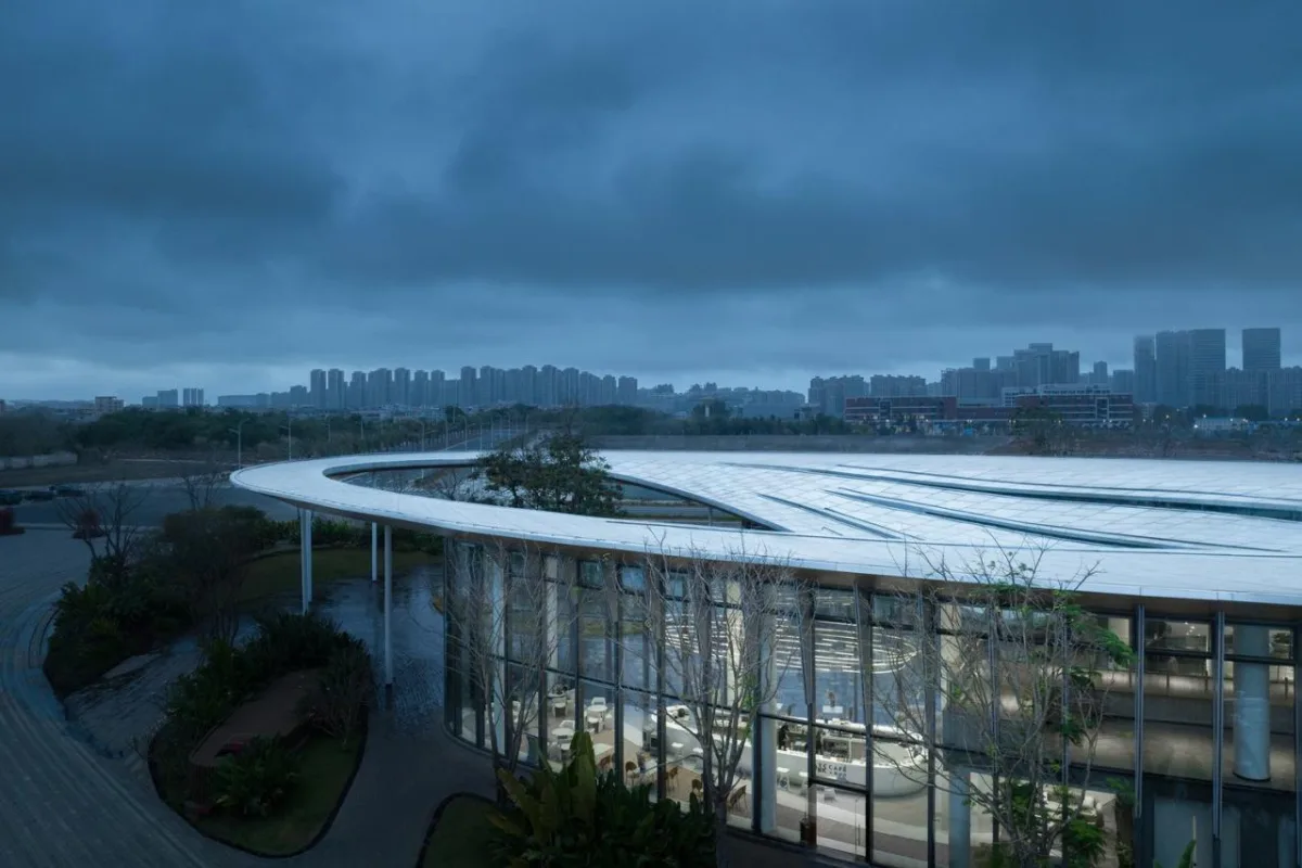 BIM建筑|海口西秀公园游客中心 / 慕达建筑