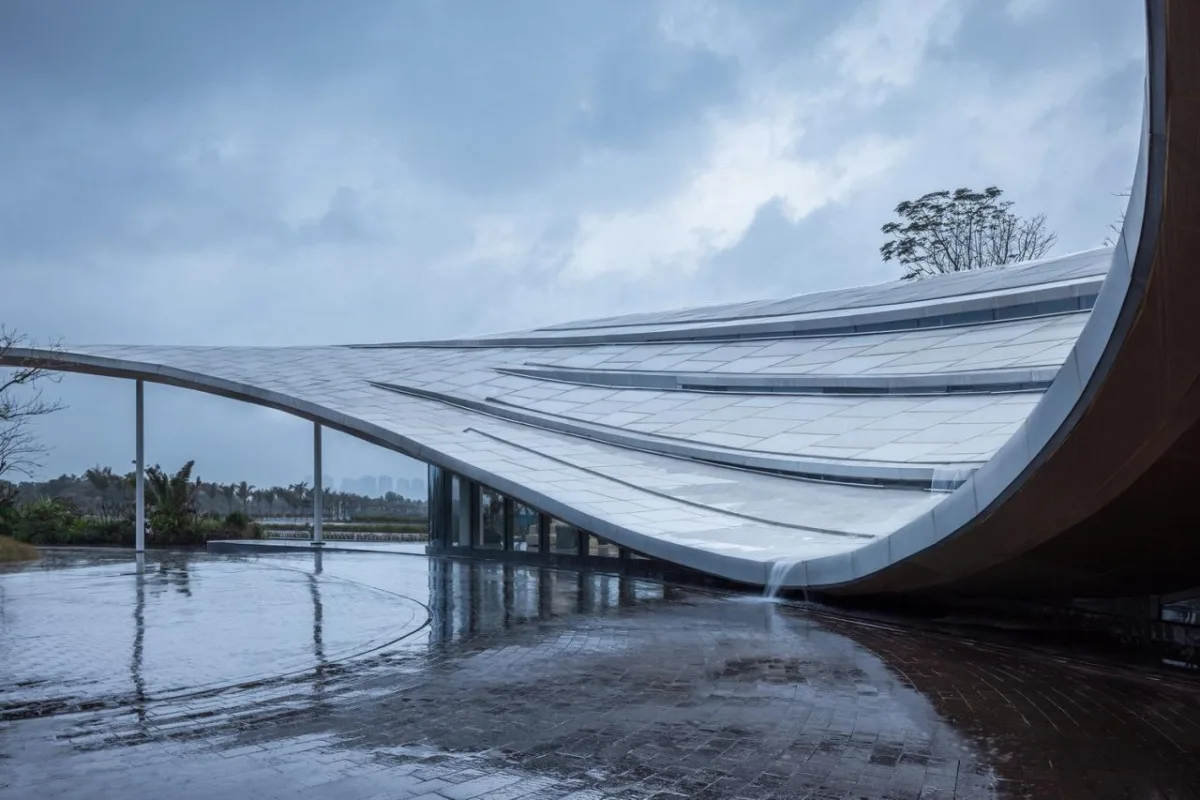 BIM建筑|海口西秀公园游客中心 / 慕达建筑