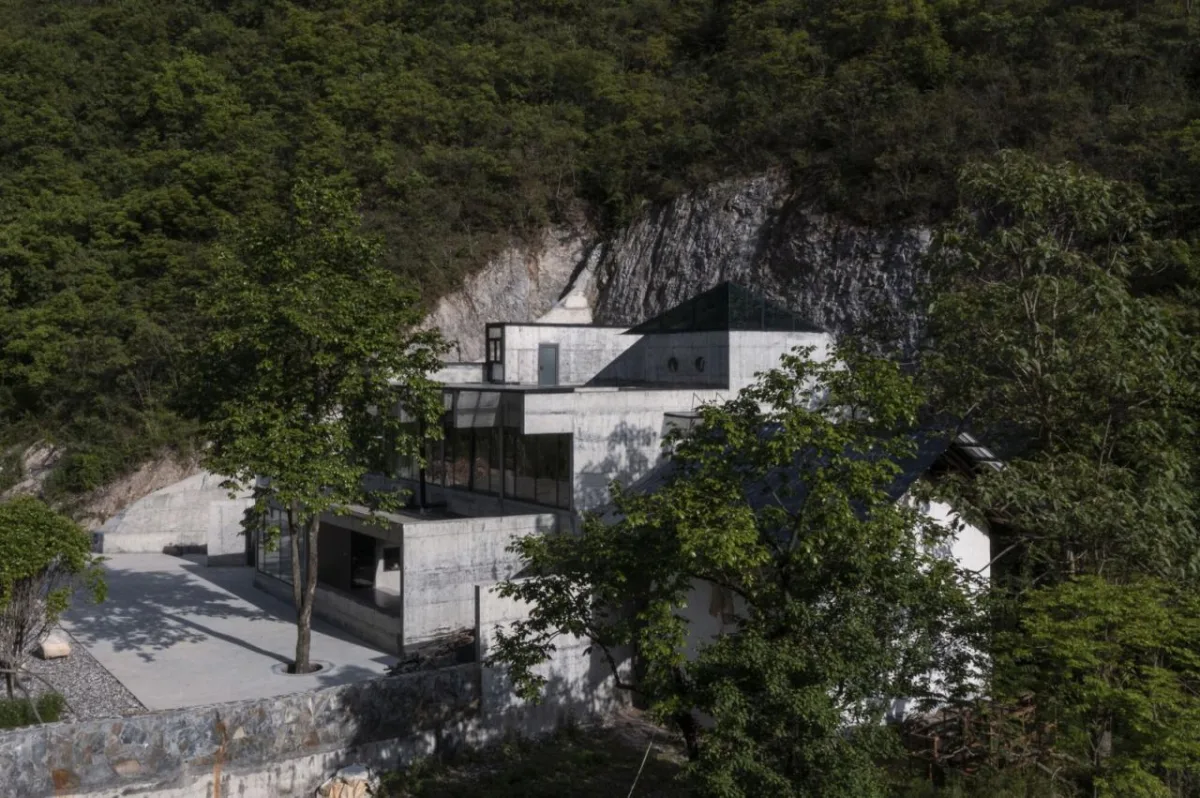 BIM建筑|崖之家 / 郦文曦建筑事务所