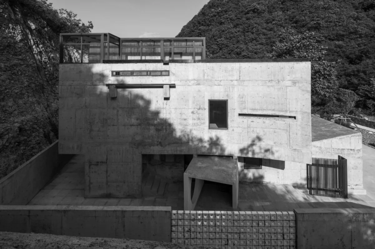 BIM建筑|崖之家 / 郦文曦建筑事务所