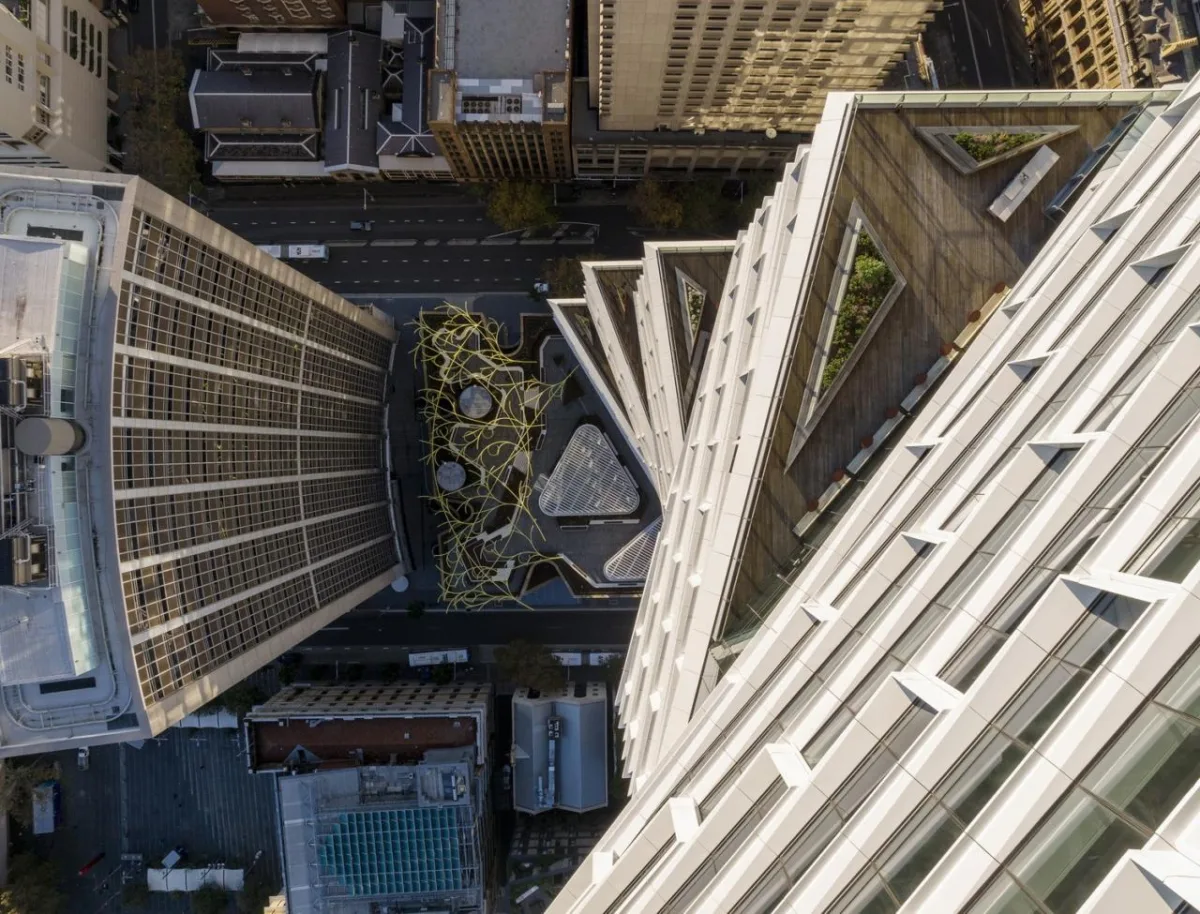 BIM建筑|首个塔楼改造 Quay Quarter，‘嫁接’新楼板 / 3XN