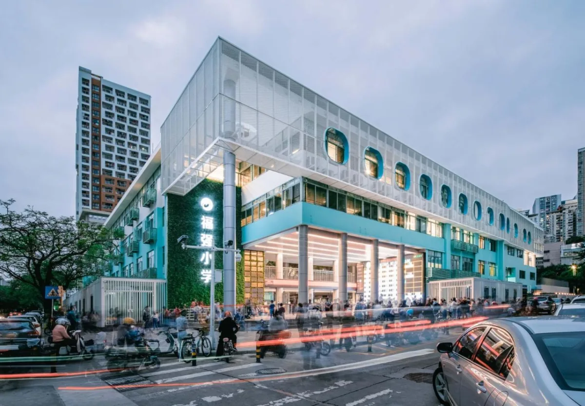 BIM建筑|学习层台—深圳福强小学 / 众建筑