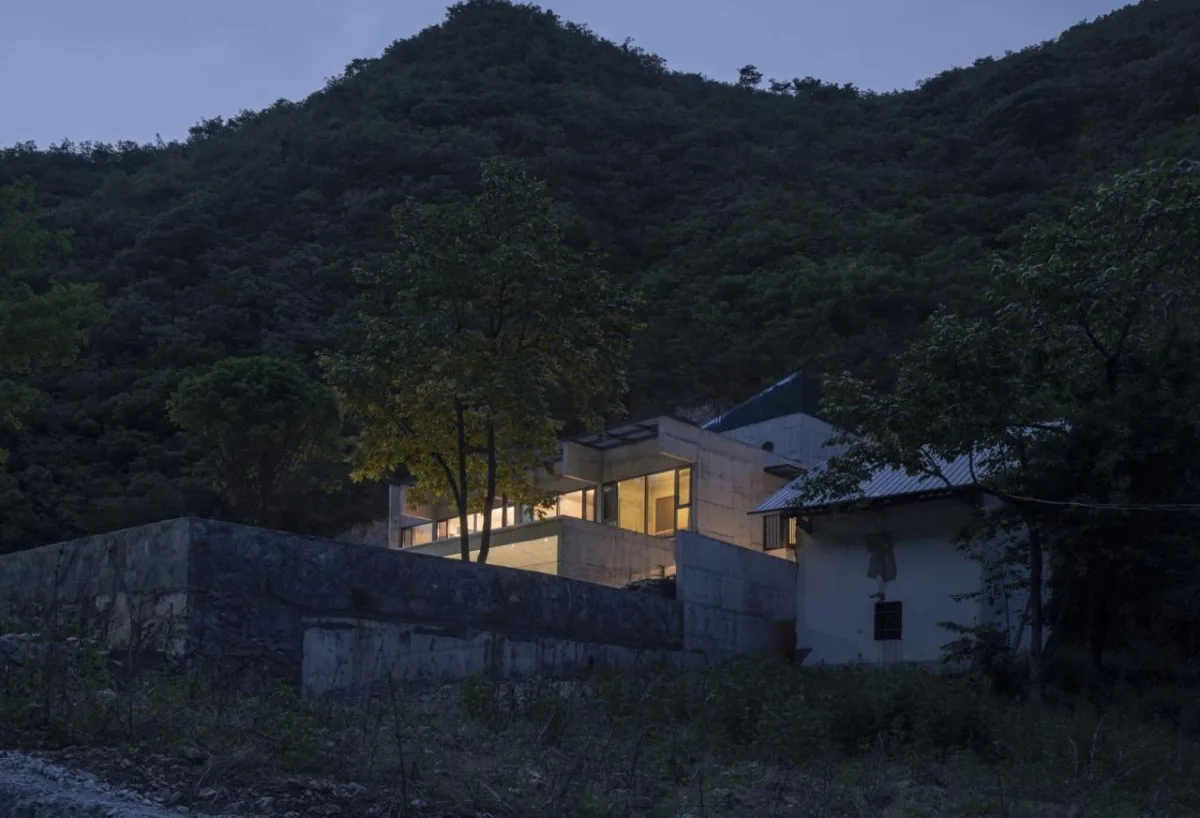 BIM建筑|崖之家 / 郦文曦建筑事务所