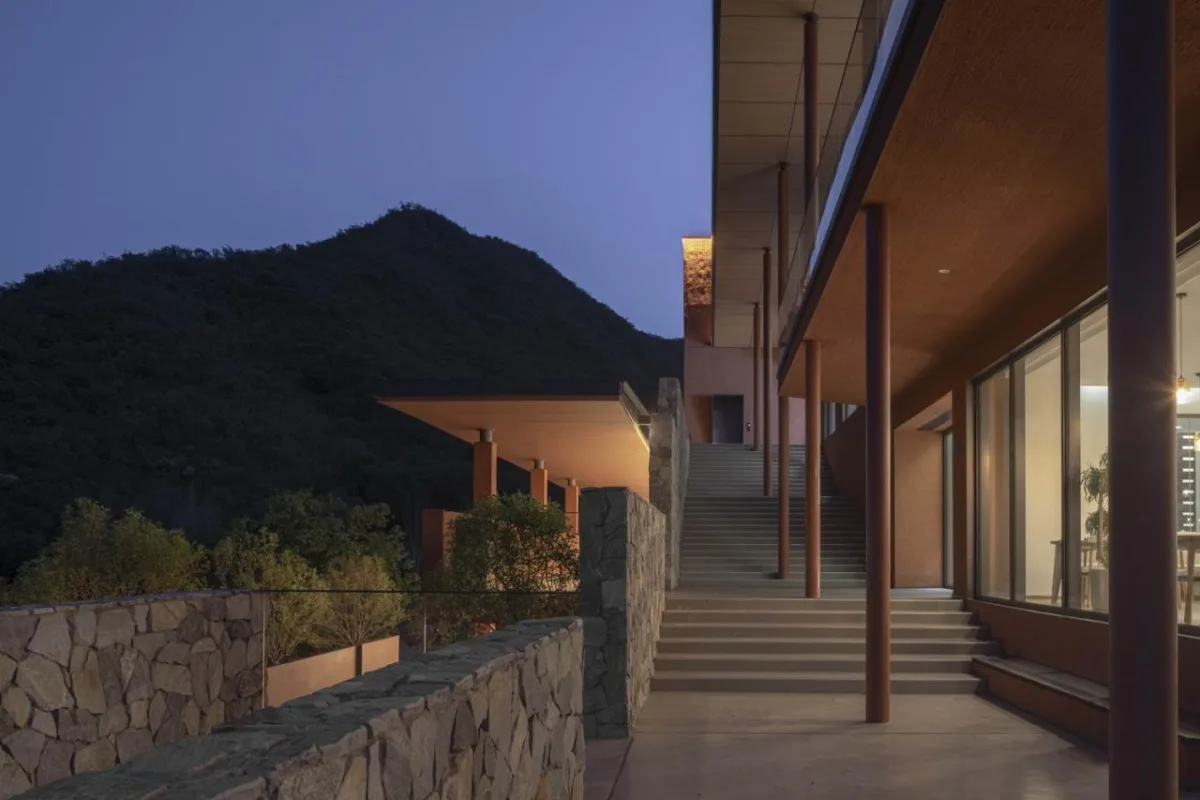 BIM建筑|化作天上的星星, 静美的灵魂栖息地：石家庄安德生命纪念公园·云镜 / 小隐建筑