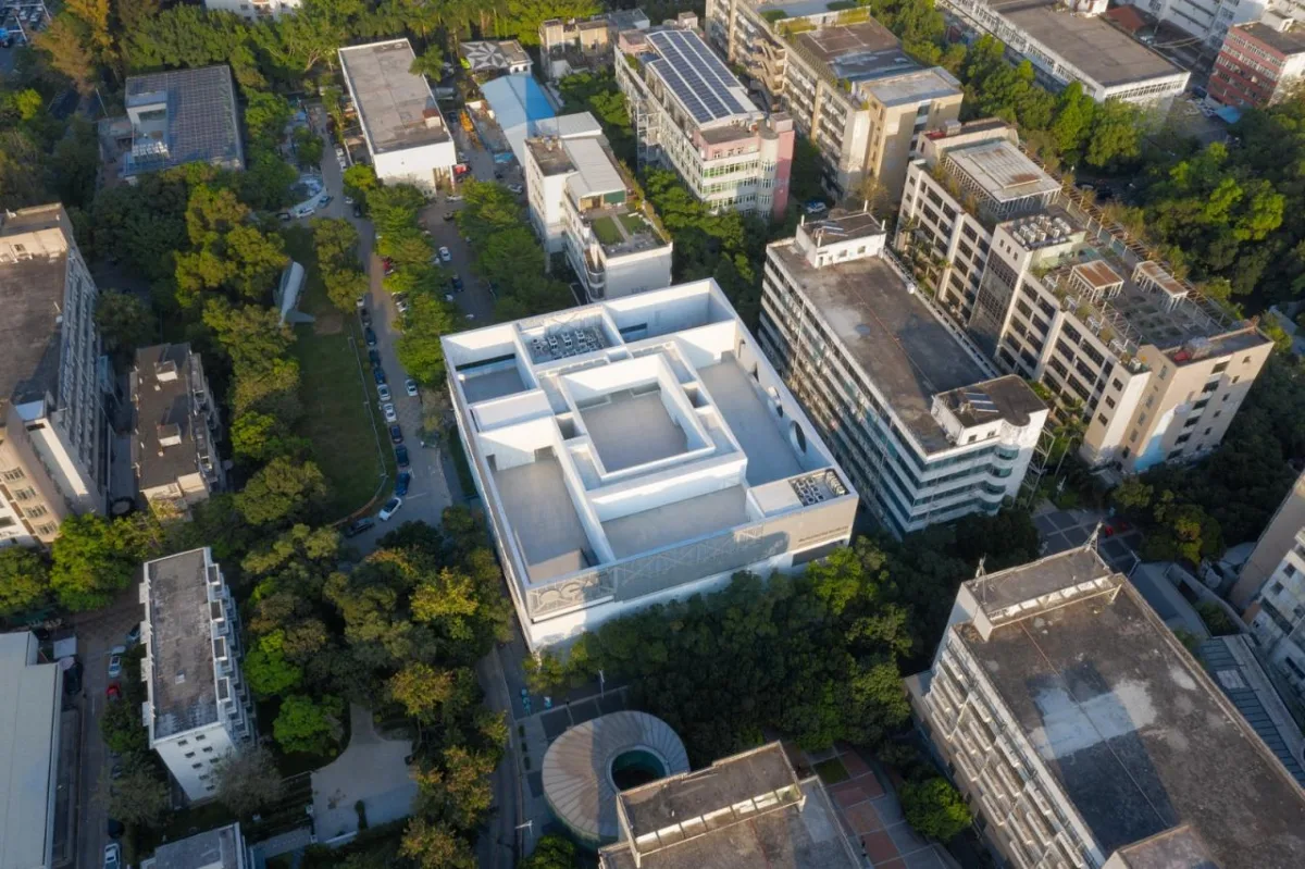 BIM建筑|掀开“白盒子”的美术馆：OCT当代艺术中心-B10馆 / URBANUS都市实践