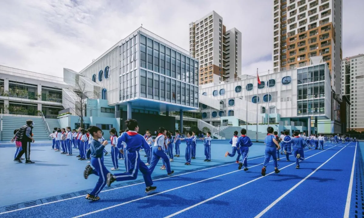 BIM建筑|学习层台—深圳福强小学 / 众建筑