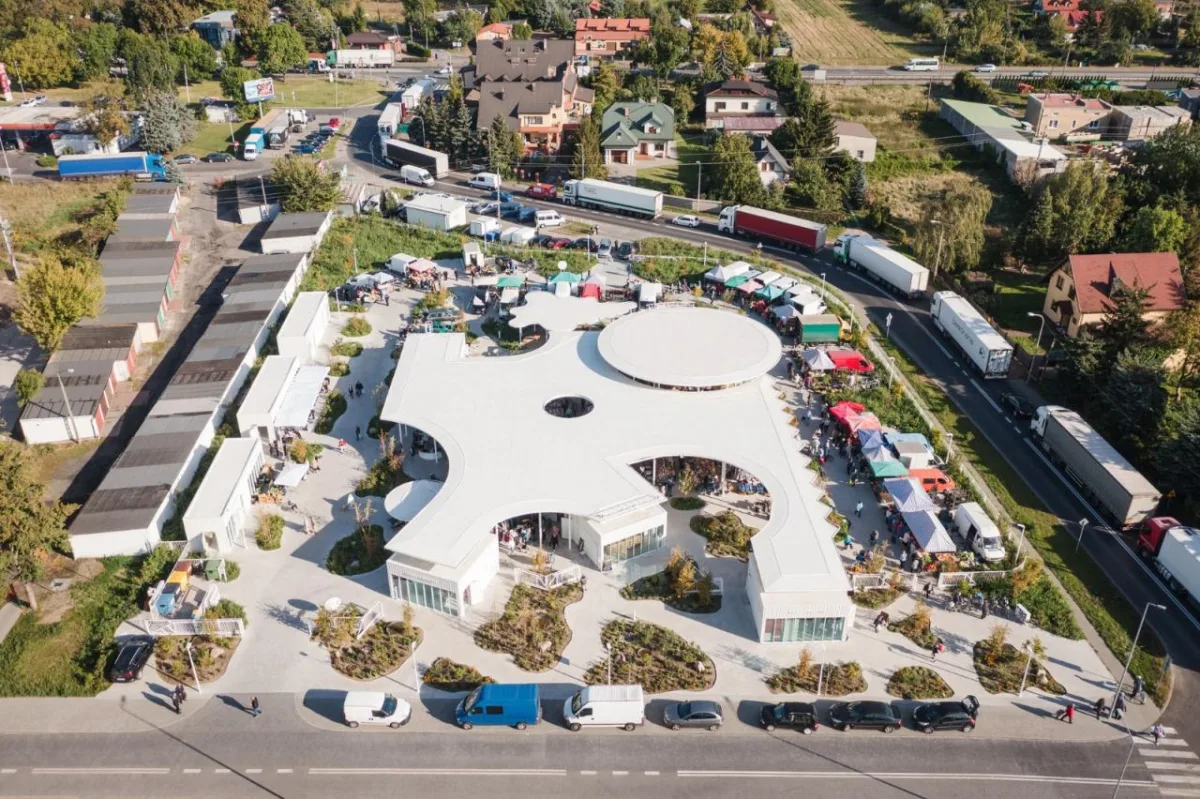 BIM建筑|“阴影建筑”，布沃涅市场 / Aleksandra Wasilkowska Architectural Studio