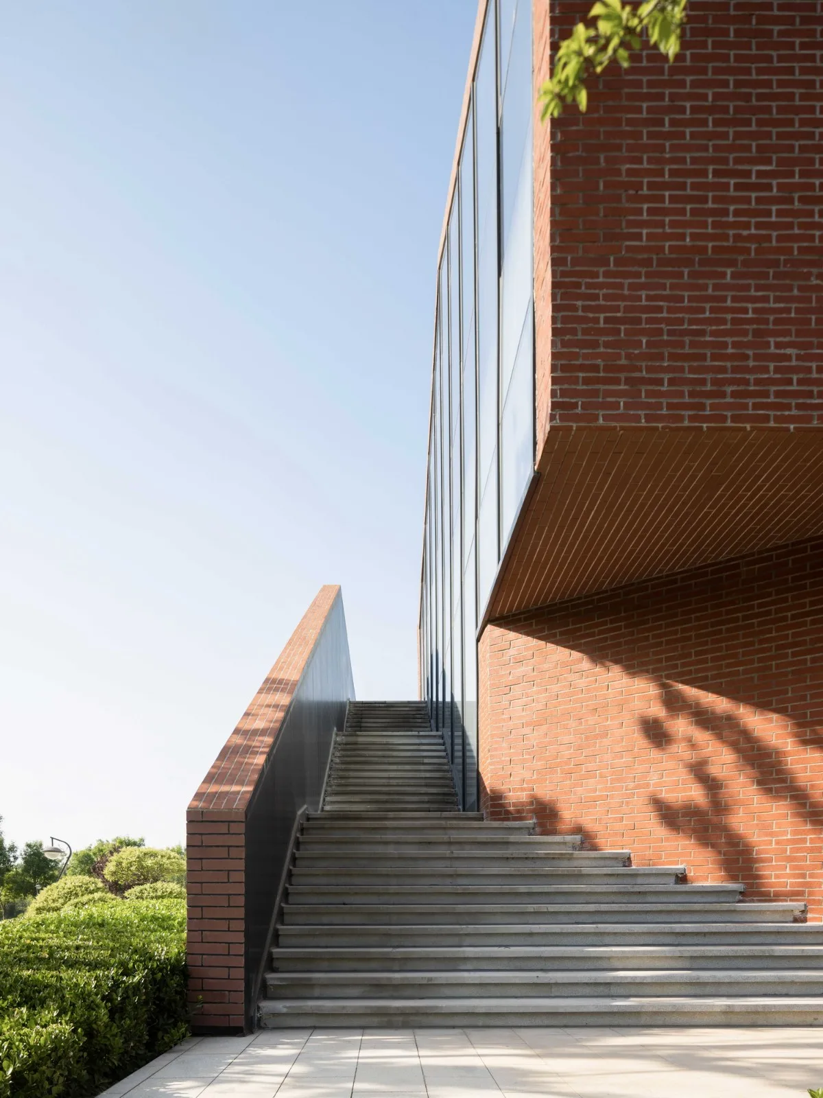 BIM建筑|雕琢乡村璞玉，静待尘尽光生：乡村振兴示范区项目展示中心 / 邹迎晞-袈蓝建筑